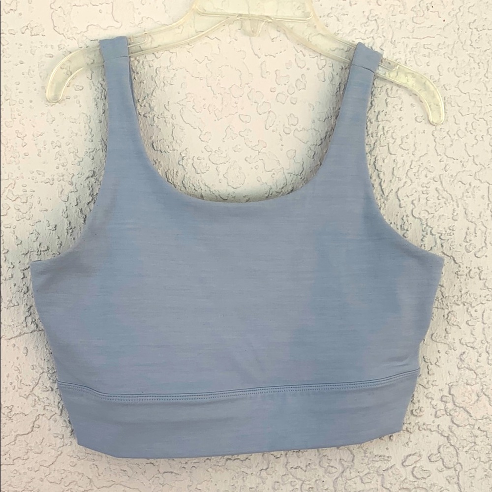 Nike dry-fit Women's Blue Sports Bra size M